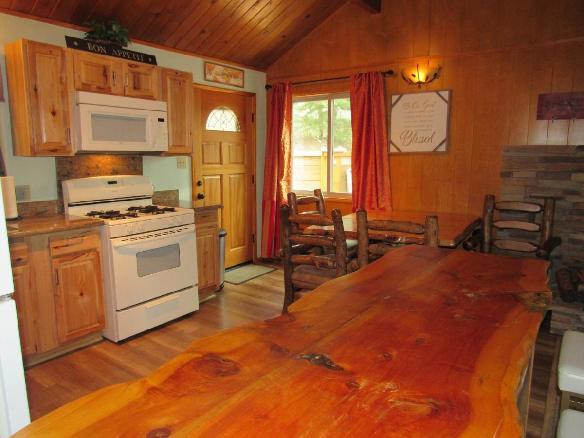 Hillside Hideaway -View Of Ski Slope From Charming Deck Big Bear Lake Esterno foto
