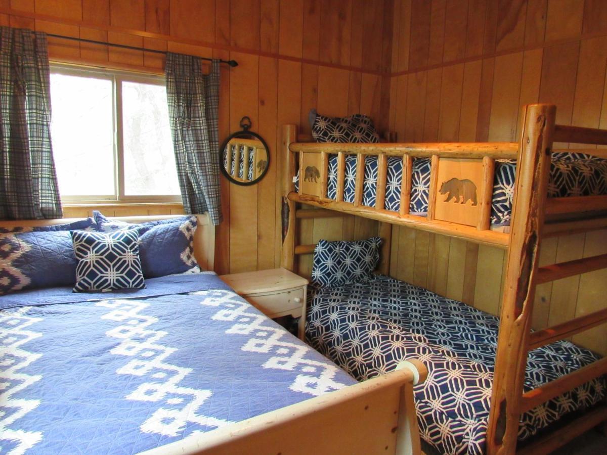 Hillside Hideaway -View Of Ski Slope From Charming Deck Big Bear Lake Esterno foto