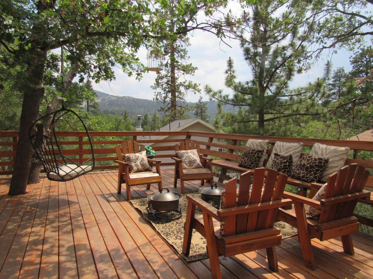 Hillside Hideaway -View Of Ski Slope From Charming Deck Big Bear Lake Esterno foto