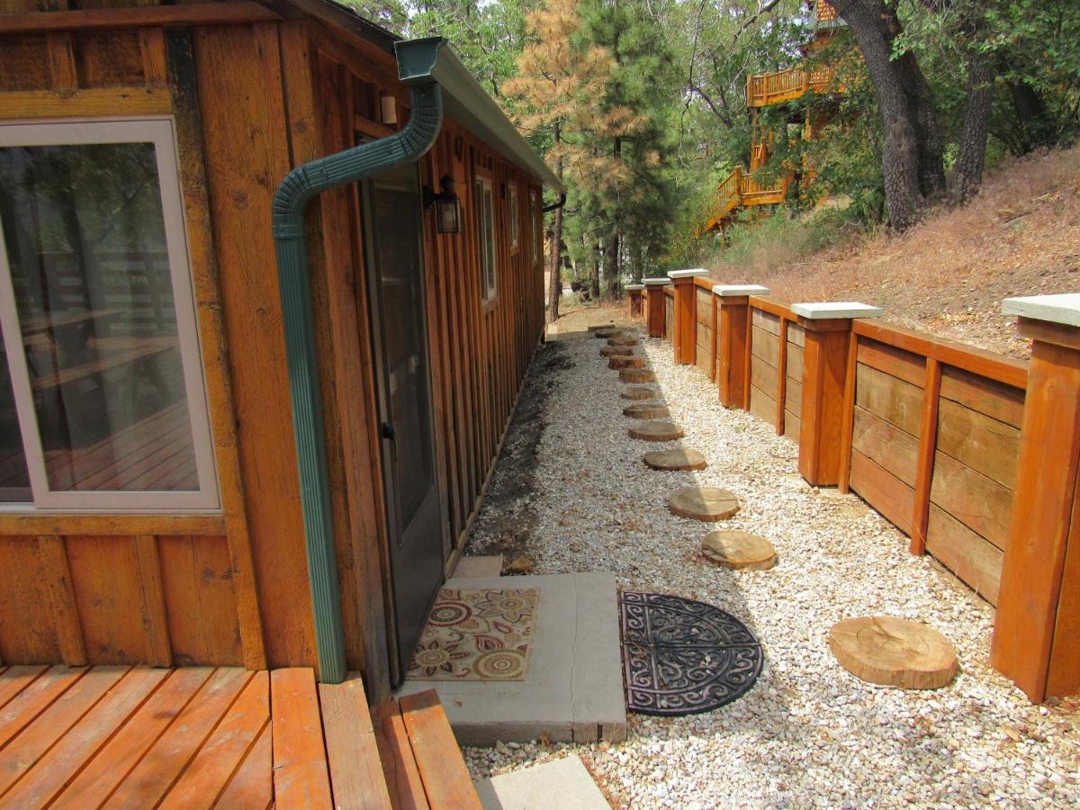 Hillside Hideaway -View Of Ski Slope From Charming Deck Big Bear Lake Esterno foto