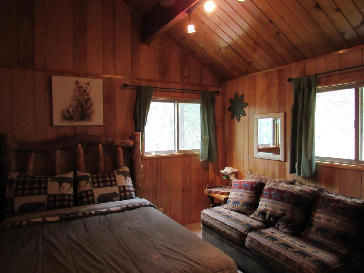 Hillside Hideaway -View Of Ski Slope From Charming Deck Big Bear Lake Esterno foto